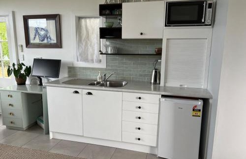 Kakanui Apartment | Artist retreat