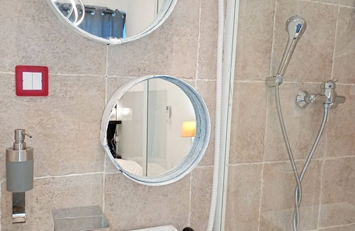 Cabries House | Artist's house in Cabriès