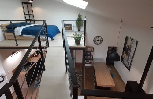 Saint-Chinian Other | Artist's studio converted into a Loft