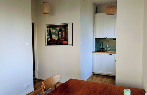 Kallio Condo | Artistic 2-Bedroom full of light