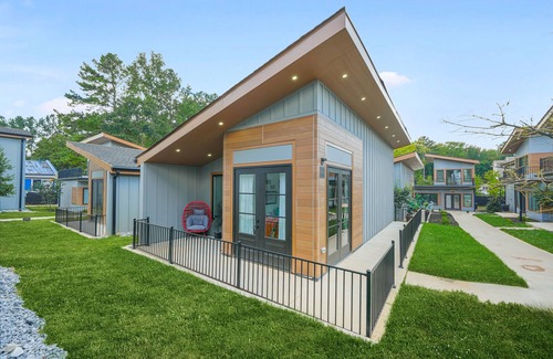 Union City House | Artistic Retreat 10 min to Airport & near Downtown