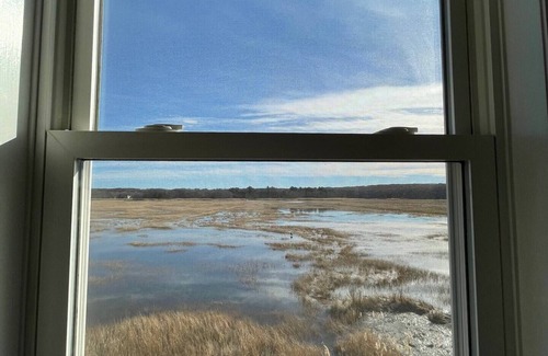 Wading River House | Artists Nature Retreat by the Beach