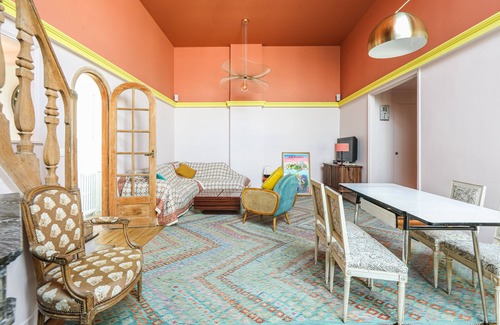 10th Arrondissement Apartment | Artists' studio, on the roofs of Montmartre - Welkeys