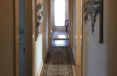 Port Townsend Historic District Apartment | Arts and Crafts Continuum Upstairs Victorian Apartment in Uptown Port Townsend