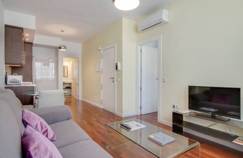 El Ejido Apartment | Arts Victoria Apartment