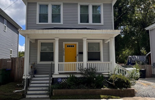 Mosby House | Artsy 3-Bedroom Home with Free Tesla Charger