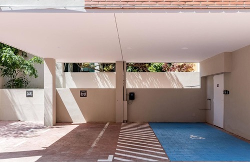 Ciudad Lineal Apartment | Arturo Soria Stays by Charming V, newly renovated with Parking