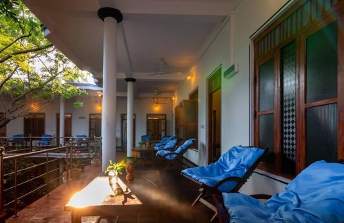Pottuvil Division 2 Hotel | Arugam Bay Resort