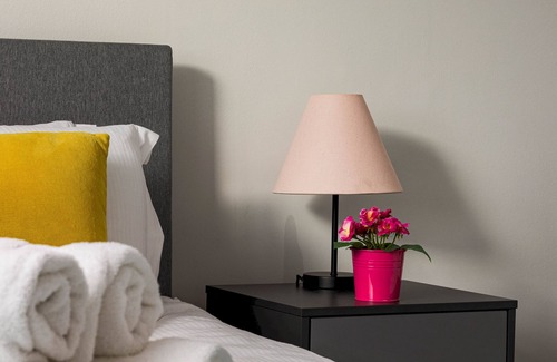 Colville Apartment | Arundel house in London