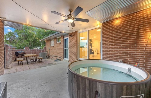 Arvada Plaza Area House | Arvada Oasis | Hot Tub | Huge Yard