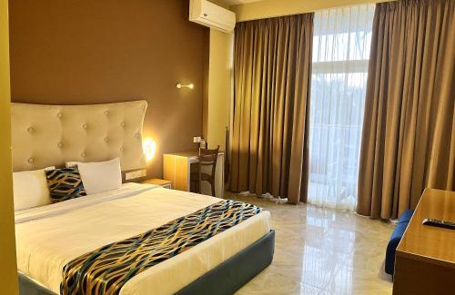 Wadduwa Hotel | Aryana Queen Beach Resort