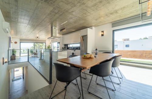 Espartal Villa | As Andorinhas - Walking distance to Monte Clerigo and Amoreira beaches