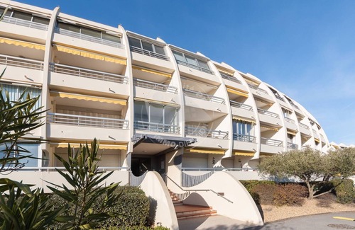 Le Grau-Du-Roi Apartment | AS9836 - P2 in residence on the beach- parking