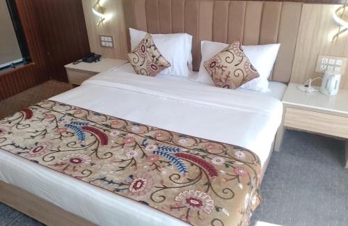 Kokernag Hotel | Asal Group of cottages