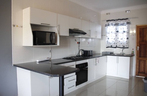 Livingstone Apartment | Asante Apartments
