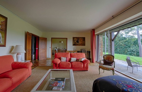 Ascain House | Ascain · Saint-Jean-de-Luz⎜ Spacious family house · Large garden w/ a pool