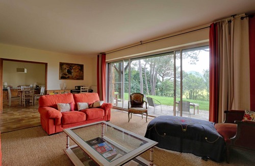 Ascain House | Ascain · Saint-Jean-de-Luz⎜ Spacious family house · Large garden w/ a pool