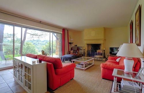 Ascain House | Ascain · Saint-Jean-de-Luz⎜ Spacious family house · Large garden w/ a pool