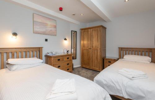 Headingley Hotel | Ascot Grange Hotel - Voujon Resturant
