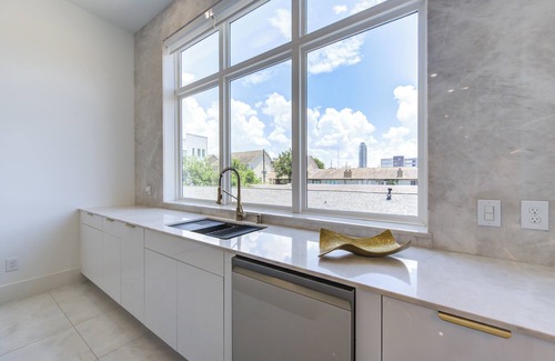 Houston House | Asena Luxury Oasis - Gallerian