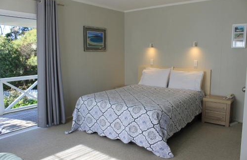 Haruru Hotel | Ash Grove Boutique Motel