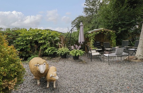 Haverthwaite Cottage | ASH, pet friendly, with a garden in Newby Bridge