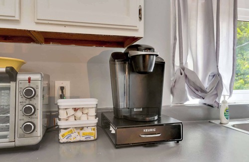 Collegedale Apartment | Asher’s Cozy Corner S