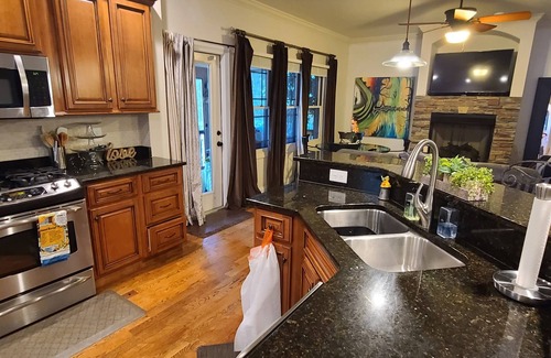 Asheville House | Asheville 5 Star Luxury Home in Great Location 5 min to Biltmore Downtown & more