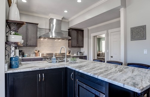 Asheville House | Asheville-Million Dollar Views, Hot Tub, Theatre Room, Billiards, Sleeps 16