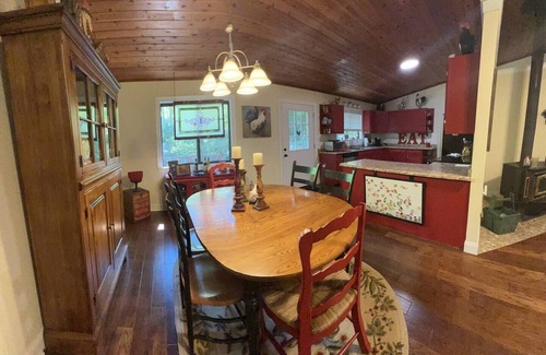 Fletcher Apartment | Asheville Mountain Get-Away.