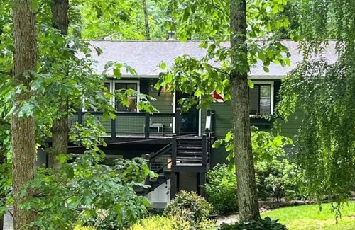 Fletcher Apartment | Asheville Mountain Get-Away.