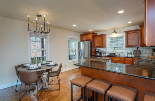 Royal Pines House | Ashevilles Beautiful Home