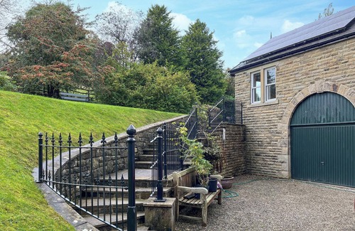 Bewerley Apartment | Ashfield House Apartment