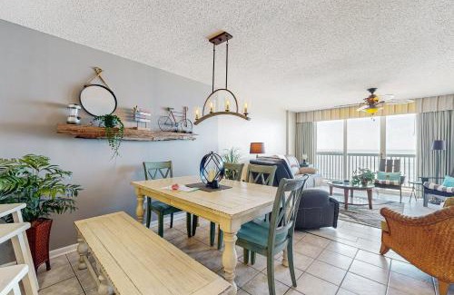 Ocean Drive Apartment | Ashworth 902