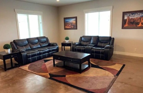 Panguitch House | Asixk 1 (Brand New)