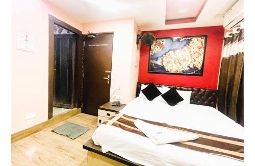Dumdum Hotel | Asmit আসমিত Kolkata Full AC Room