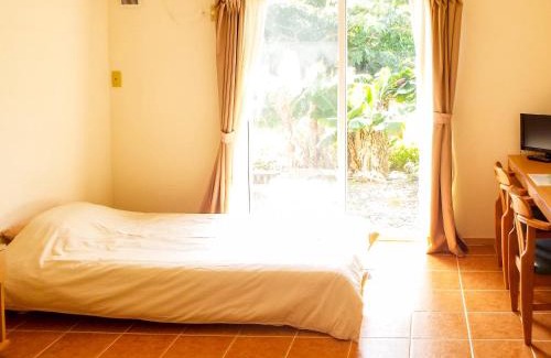 Kabira Hotel | AsobiBASE Yamabare-House