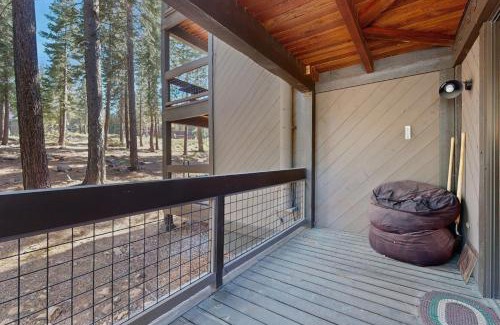 Truckee Hotel | Aspen Grove Studio at Northstar