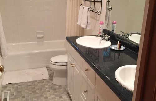 Hailey House | Aspen Grove Suite is a quiet retreat location.