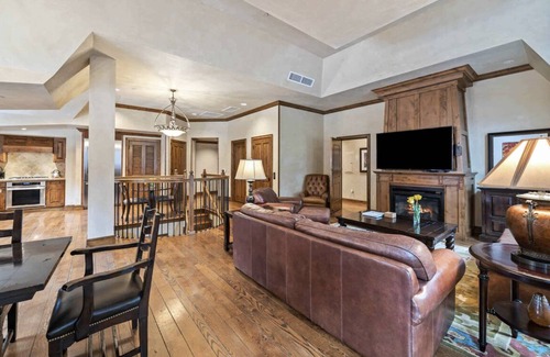 Aspen Resort | Aspen Mountain Residences, Core-By Gondola