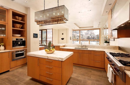 Downtown House | Aspen Penthouse | Hot Tub, Theater & Views