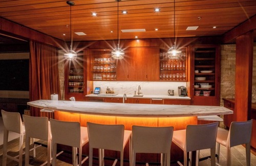 Downtown House | Aspen Penthouse | Hot Tub, Theater & Views