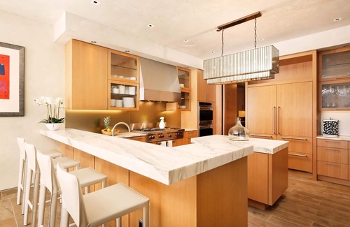 Downtown House | Aspen Penthouse | Hot Tub, Theater & Views