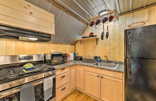 Island Park Apartment | Aspen Pines | Peaceful Island Park Escape for Two