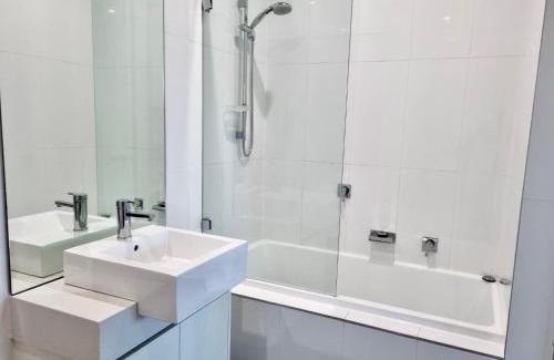 Aspendale Apartment | Aspendale Beach Escape -Walk To Mordialloc