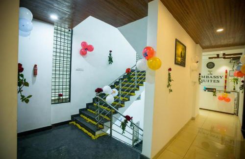 Palm Meadows Hotel | ASR EMBASSY SUITES