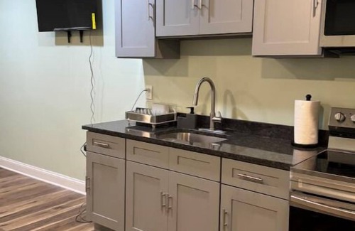 West Philadelphia Apartment | Assab & Mosob apartment