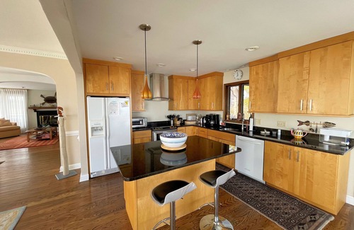 Chincoteague House | Assateague Point - Dynamic Waterfront ,Pier,Dock, LINENS AND TOWELS PROVIDED