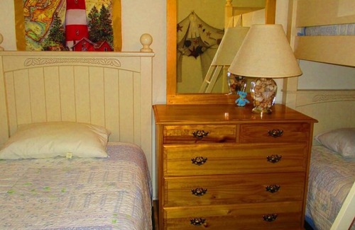 Assateague Pointe House | Assateague Pointe 2 br/1 ba 2 outdoor pools -in WOC.