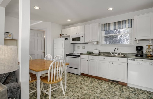 Chincoteague House | Assateague Overlook - Water views w/public dock!